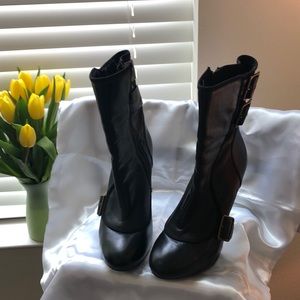 Ankle Boots black high heel. Size 39.